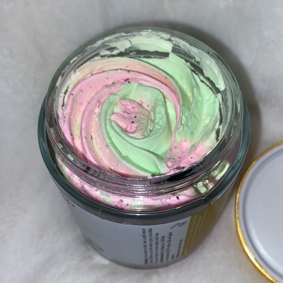 TRULY buns of glowry - Picture 7 of 8